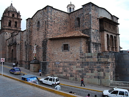 iglesia de santo domingo cuzco