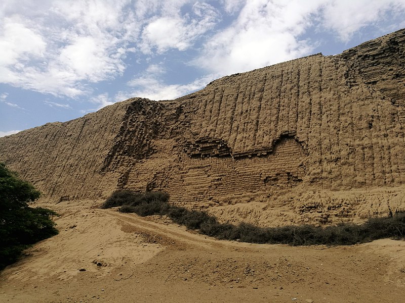 Huacas del Sol y de la Luna