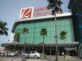 Robinsons Magnolia