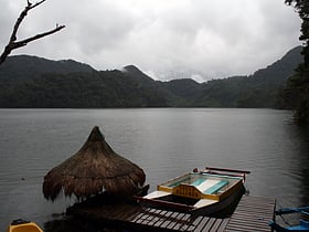 park naturalny balinsasayao twin lakes