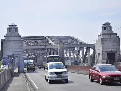 Puente colgante de Manila