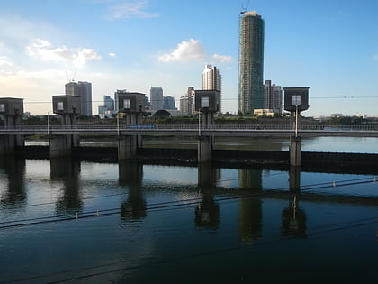 circulo verde ciudad quezon