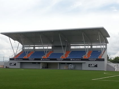 mckinley hill stadium taguig