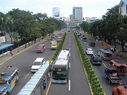 Fuente Osmeña Circle