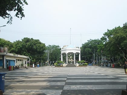 plaza publica de bacolod