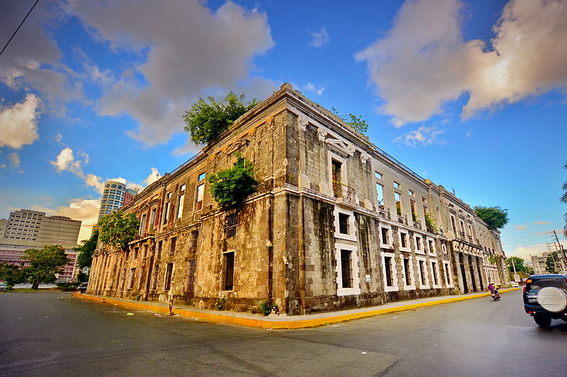 Intramuros, Manille