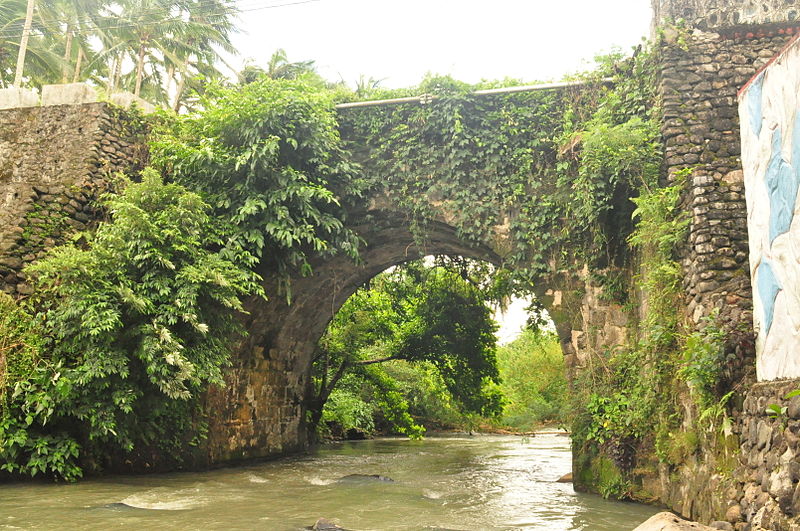 Puentes coloniales españoles en Tayabas