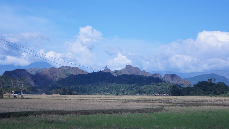 Mounts Iglit–Baco National Park