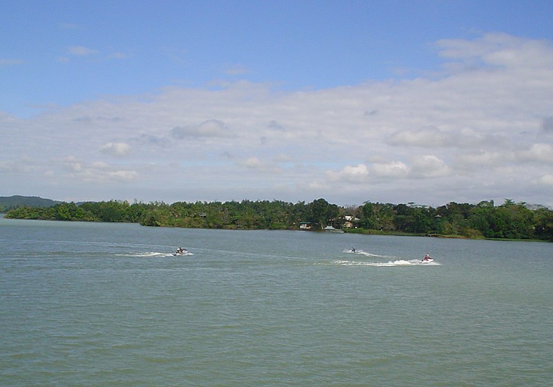 Lake Caliraya