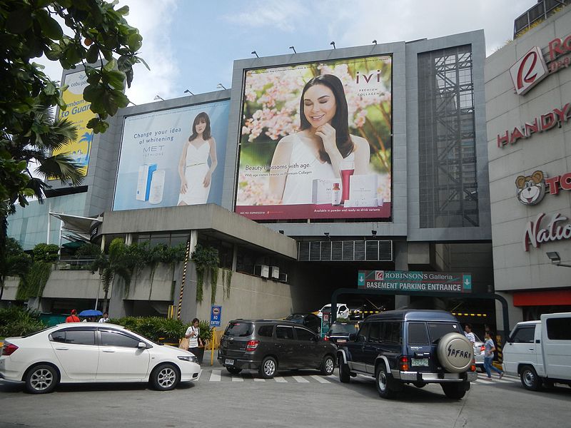 Greenhills Shopping Center