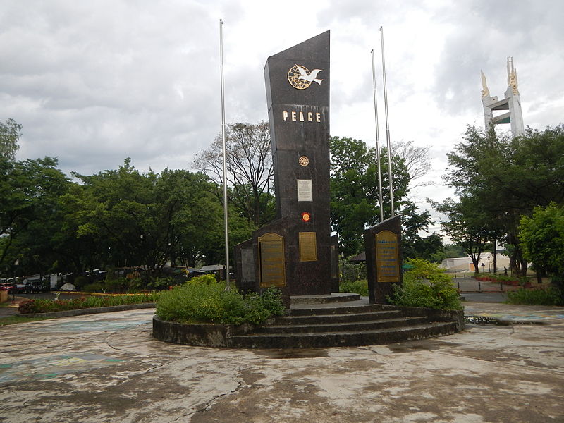 Círculo memorial a Quezon