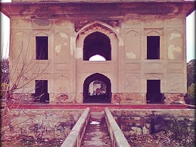 tomb of nadira begum lahaur