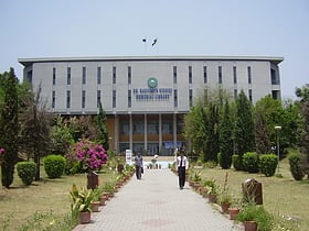 Université Quaid-i-Azam