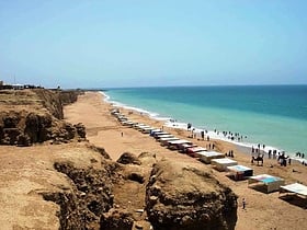 hawkes bay beach karachi