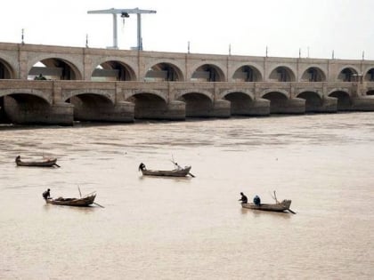 sukkur barrage