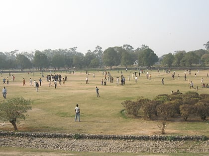 parc gulshan e iqbal lahore