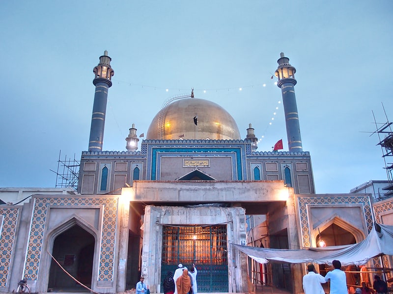 shrine of lal shahbaz qalandar sehwan