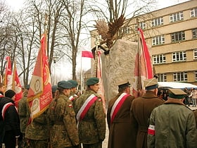 pomnik ofiar komunizmu lodz