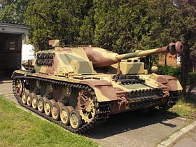 armored weaponry museum posen