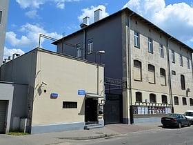 fabryka trzciny varsovie
