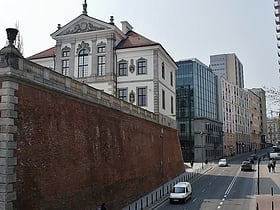 Tamka Street