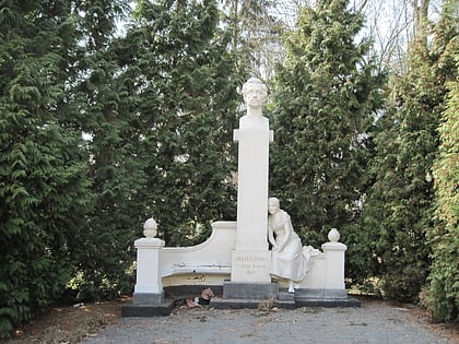 pomnik juliusza slowackiego gmina miloslaw