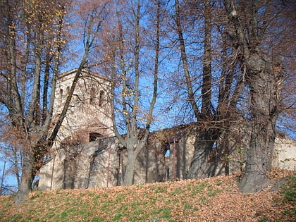 Ruina kościoła cmentarnego pw. św. Wacława