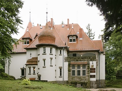 muzeum miejskie dom gerharta hauptmanna jelenia gora
