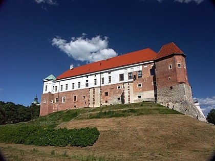 sandomierz castle