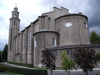 Kościół pw. Męczeństwa Świętego Jana Chrzciciela w Łaziskach Średnich