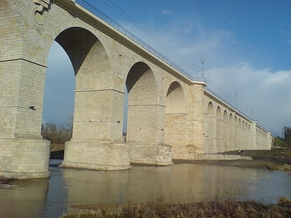 boleslawiec rail viaduct