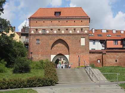 Porte du monastère de Toruń