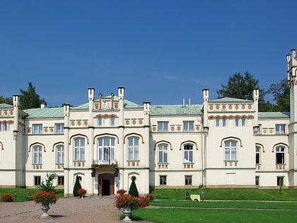 Paszkówka Palace