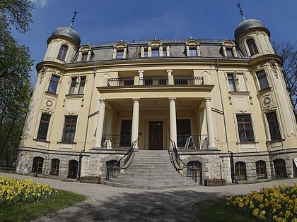 Schön Palace