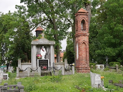 cmentarz pw sw mateusza apostola nadwislanski park krajobrazowy