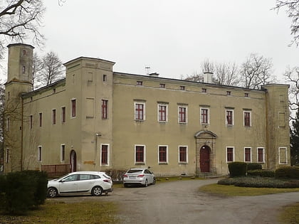 Pałac w Dobroszycach