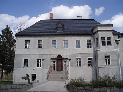 Pałac rodziny von Reden w Bukowcu