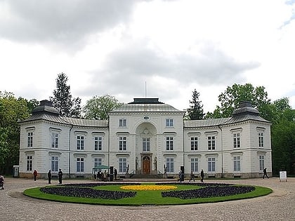 myslewicki palace varsovie