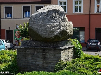 pomnik wiosny ludow gmina miloslaw