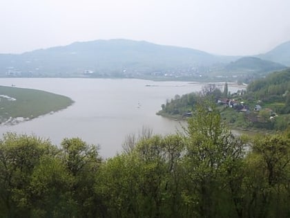 lake roznow
