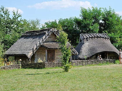 Park archeologiczny "Osada VI Oraczy"