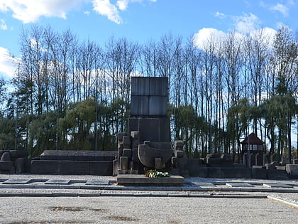 international monument to the victims of fascism auschwitz