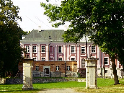 Pałac Sapiehów w Wieleniu