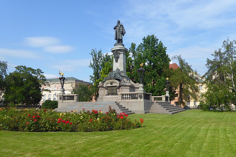 Adam-Mickiewicz-Denkmal