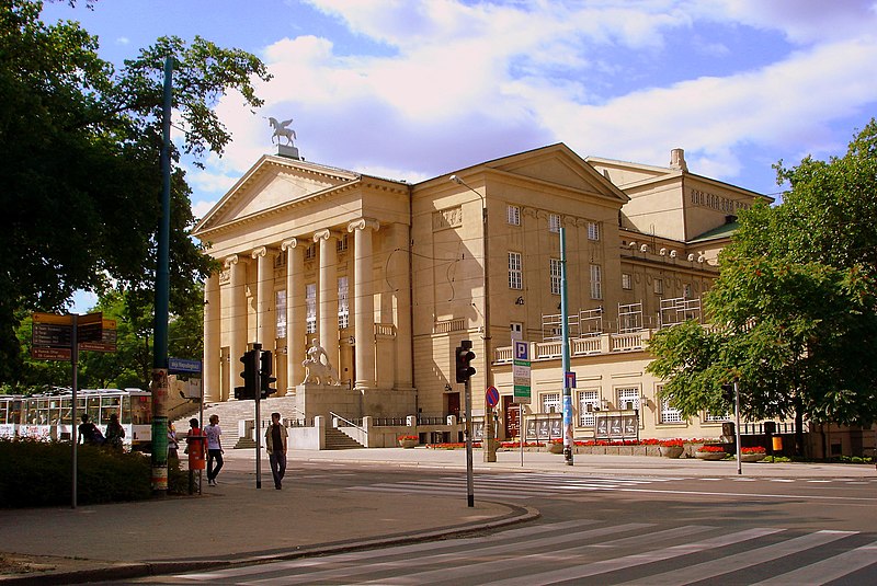 Teatr Wielki im. Stanisława Moniuszki