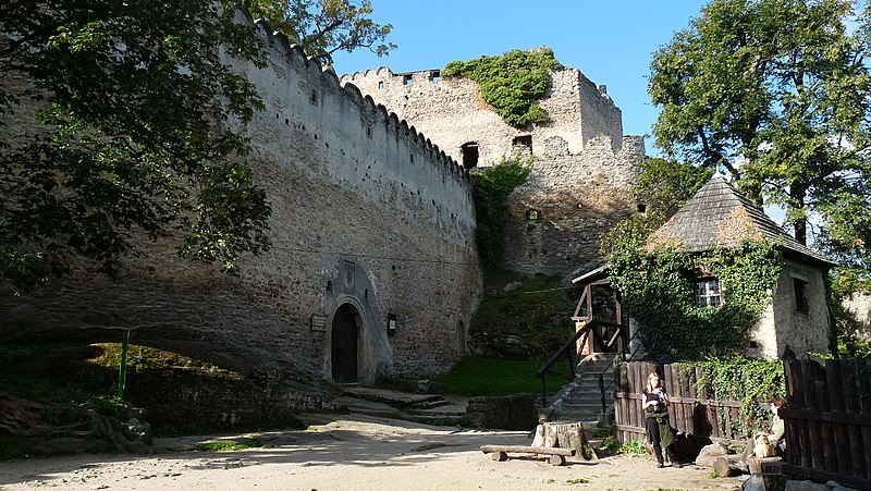 Chojnik Castle