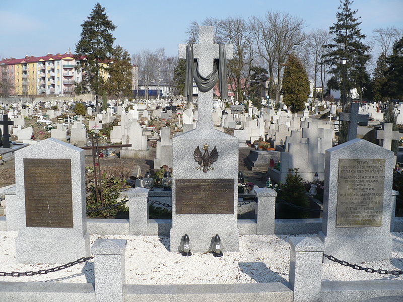 Cmentarz Farny