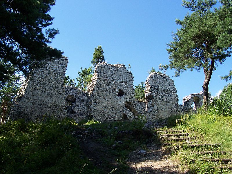 Bydlin Castle