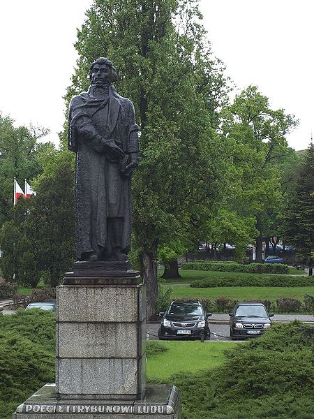 Monumento a Adam Mickiewicz en Gorzów Wielkopolski