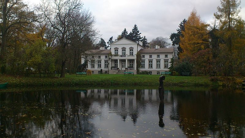 Podstolice Manor House